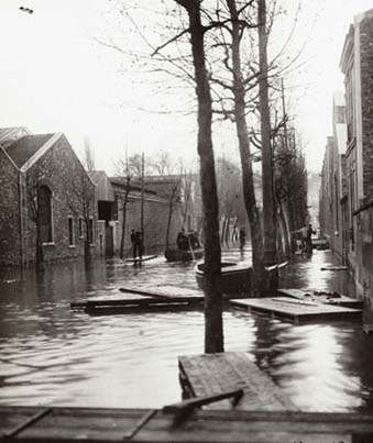 ID112_07-inondations_1910